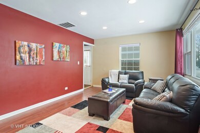 3704 Meadow Dr, Rolling Meadows, IL 60008 - photo 3