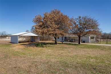 100 Briar Oaks Ct, Azle, TX 76020 - photo 6