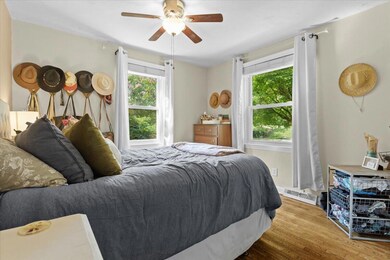 11-1846 Carlton Rd SW_11