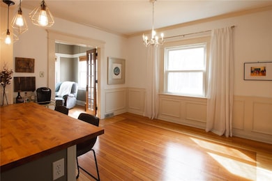 2039 4th Ave SE, Cedar Rapids, IA 52403 - photo 3