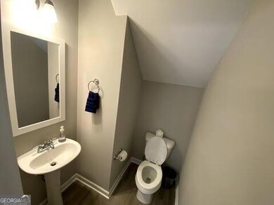 2788 Laurel Ridge Cir, East Point, GA 30344 - photo 5