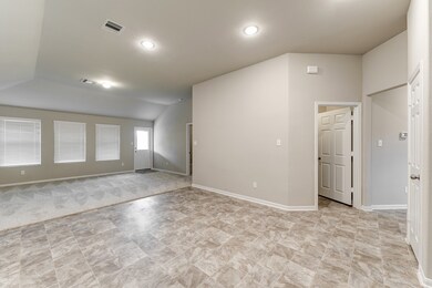 3011 Silverhorn Ln, Rosenberg, TX 77471 - photo 7