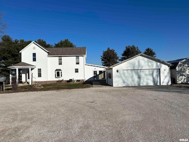 1836 N 1300 East Rd, Taylorville, IL 62568 - photo 4