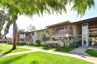 1901 Mckinney Way unit 16Q, Seal Beach, CA 90740 - photo 5