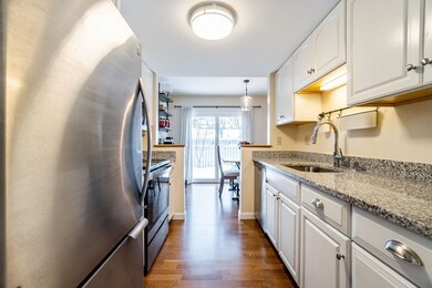 107 Fifer Ln unit 107, Lexington, MA 02420 - photo 5