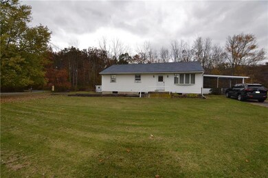 1015 N Oaks Rd, Danielsville, PA 18038 - photo 3