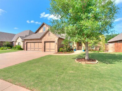 19700 Crest Ridge Dr, Edmond, OK 73012 - photo 4