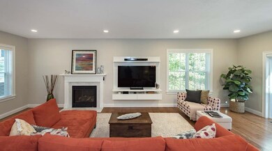 5 Hillside Ave, Southborough, MA 01772 - photo 3