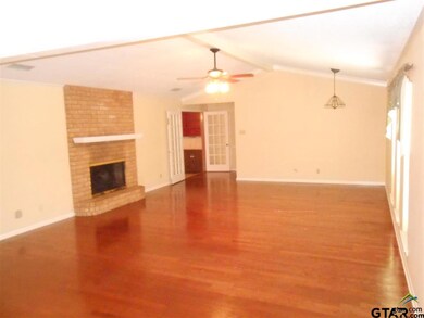 8216 Baylor Dr, Tyler, TX 75703 - photo 4