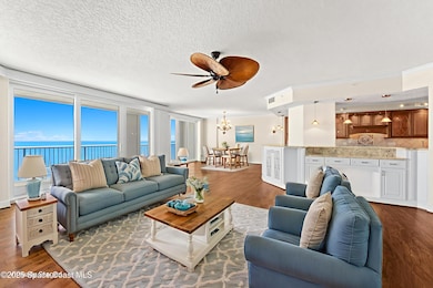 Open Floorplan Virtually Staged