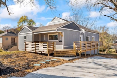 3826 S Crysler Ave, Independence, MO 64055 - photo 3