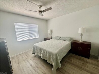 25804 Cockleshell Dr unit 312, Bonita Springs, FL 34135 - photo 5