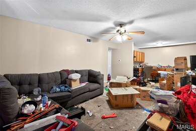 2777 Blackforest Dr unit C, Saint Louis, MO 63129 - photo 4