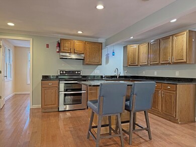 45 Hoover St, Dracut, MA 01826 - photo 5