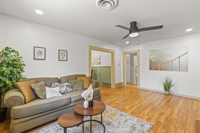 208 Mcanear St, Cleburne, TX 76033 - photo 7