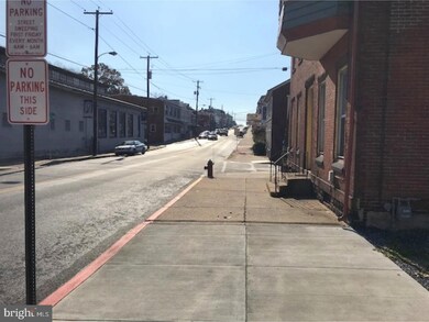 146 S 4th St, Hamburg, PA 19526 - photo 4