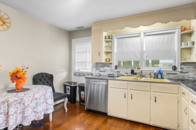 105 Jericho Rd, Middlebury, CT 06762 - photo 7