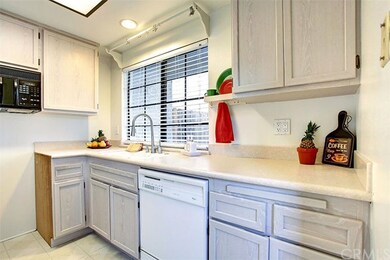 9244 Ramona St unit 14, Bellflower, CA 90706 - photo 6