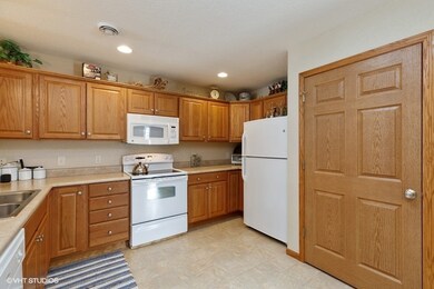 4003 Legacy Ln unit 1, Cedar Falls, IA 50613 - photo 5