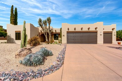 002_Front Street View