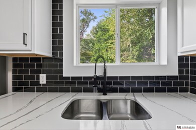 4612 N 36th St, Omaha, NE 68111 - photo 6