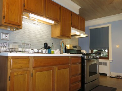 489 S Main St, White River Junction, VT 05001 - photo 4