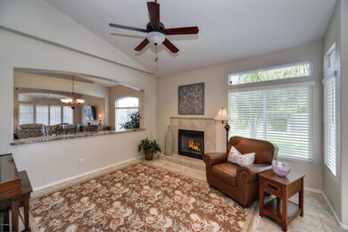 006_Family Room