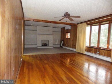 508 Catherine St, Ashland, PA 17921 - photo 2