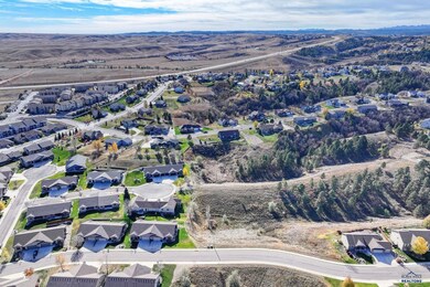 335 Enchanted Pines Dr, Rapid City, SD 57701 - photo 2