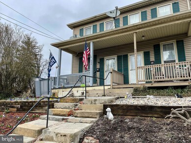 424 E Main St, Ephrata, PA 17522 - photo 2