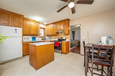 5675 NW 26th St, Des Moines, IA 50313 - photo 5