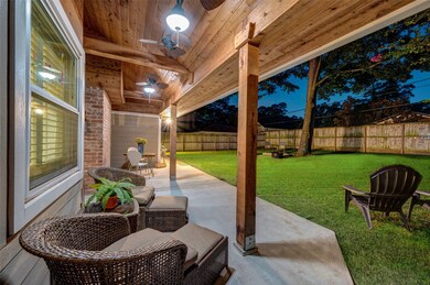 10023 Green Tree Rd, Houston, TX 77042 - photo 3