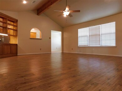 100 Milton Dr, Springtown, TX 76082 - photo 5