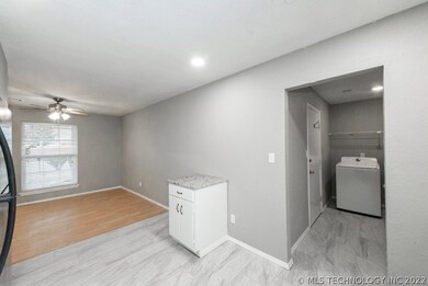 607 W 150th St S, Glenpool, OK 74033 - photo 5