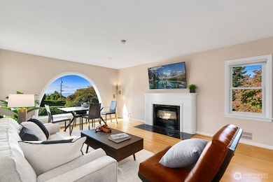 2802 29th Ave W, Seattle, WA 98199 - photo 5