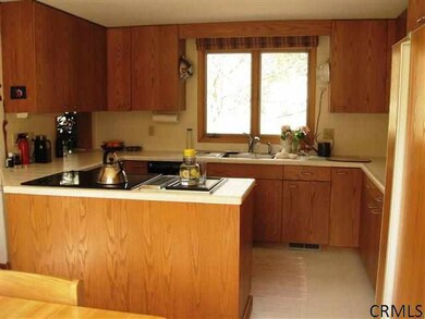 10 S Helderberg Pkwy, Slingerlands, NY 12159 - photo 4