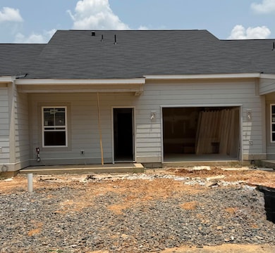 9053 Canyon Row back view