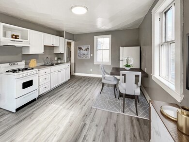 66 Kinnaird St unit 2, Cambridge, MA 02139 - photo 5