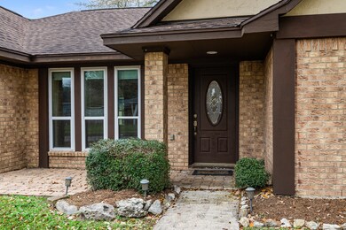 2326 Harwell Cir, Alvin, TX 77511 - photo 5