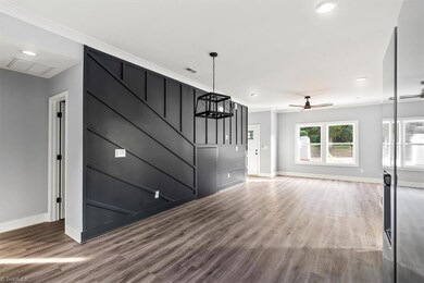 405 E Broad St, Salisbury, NC 28144 - photo 7