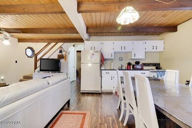 Kitchen/Dining