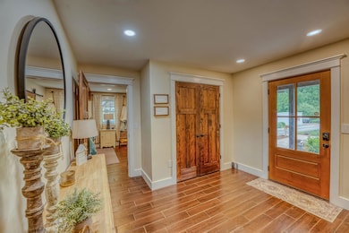 Foyer/mudroom