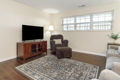 1440 Slade Ave. #104