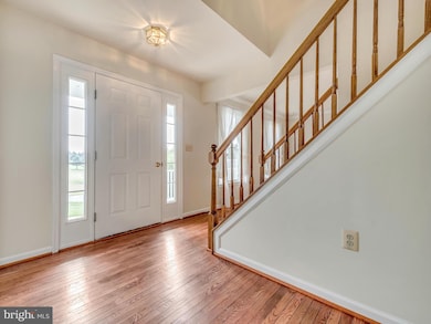 6570 Twilight Glow Dr, Sykesville, MD 21784 - photo 3