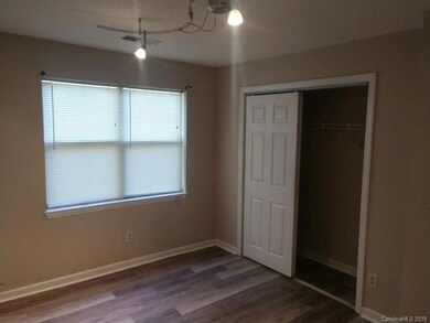 1041 Churchill Downs Ct unit J, Charlotte, NC 28211 - photo 3