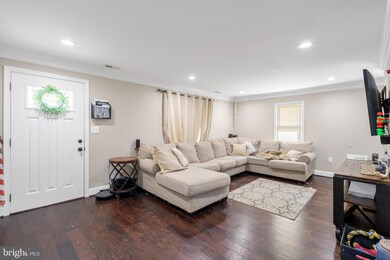 207 Nursery Rd, Linthicum Heights, MD 21090 - photo 2