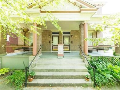 1305 Bryden Rd unit 307, Columbus, OH 43205 - photo 3