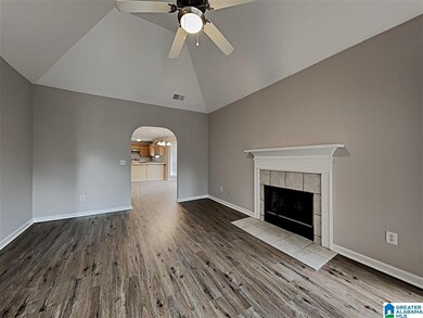 448 Camden Cove Cir, Calera, AL 35040 - photo 2