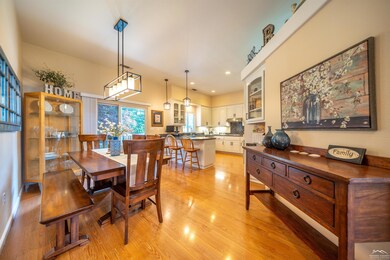 1030 Tulare Ct, Redding, CA 96003 - photo 3