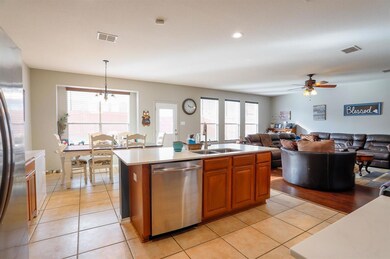 860 Crockett Dr, Lavon, TX 75166 - photo 7